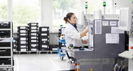 Sales reaches DKK 3 bn.