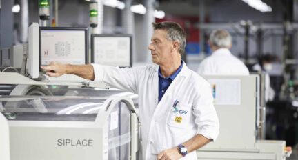 Interim financial report, Q2 2022: GPV lifts revenue by 49 per cent  and raises full-year guidance